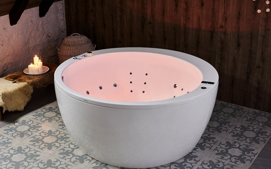 Jetted Tub vs Jacuzzi: What’s the Difference &amp; Which Tub Is Right for You?