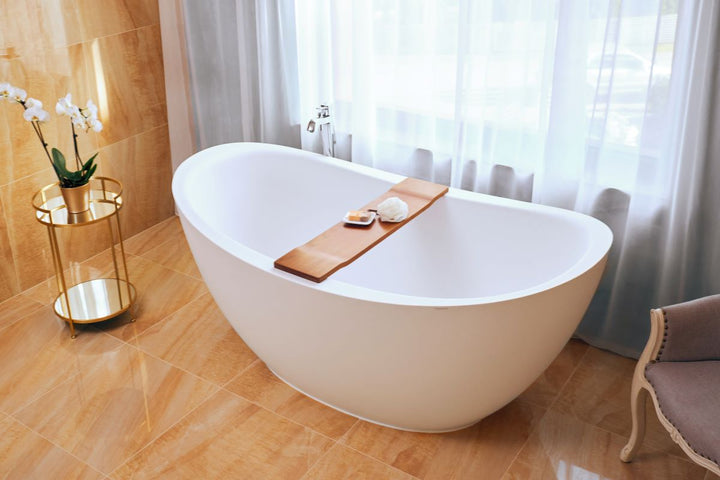 Lillian Wht Freestanding AquateX Bathtub