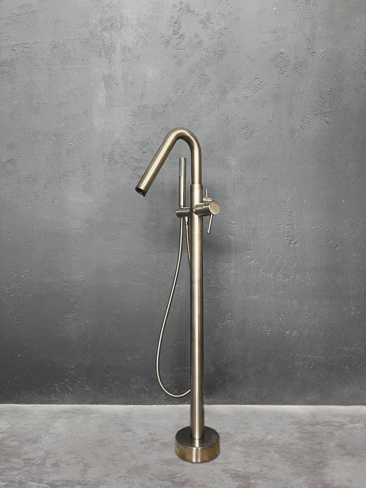 Colonna-120 Floor Mounted Tub Filler – BN