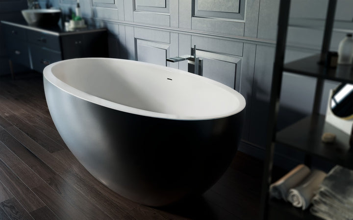 Sensuality-Mini-F-Blck-Wht Stone Bathtub