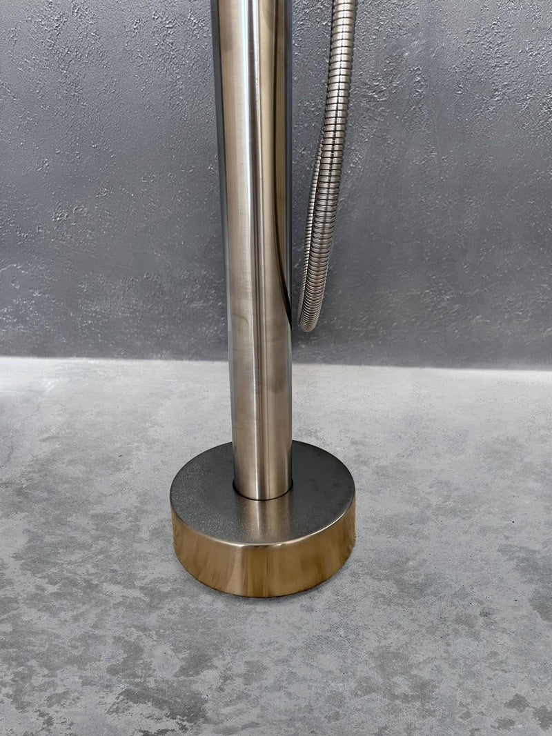 Colonna-120 Floor Mounted Tub Filler – BN