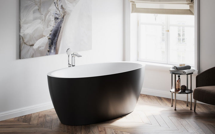 Sensuality Blck-Wht Stone Bathtub