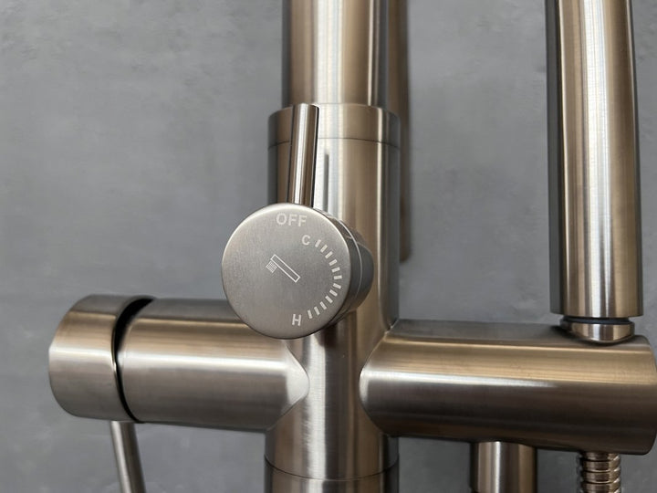 Colonna-120 Floor Mounted Tub Filler – BN