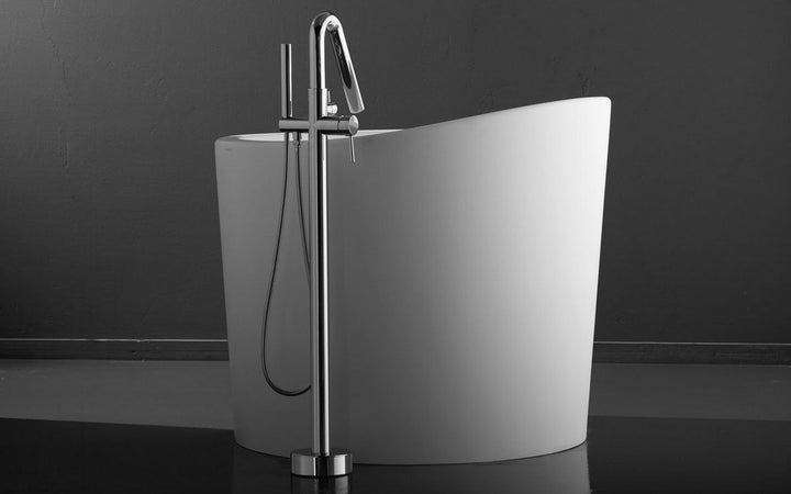 Colonna-135 Floor Mounted Tub Filler – Chrome