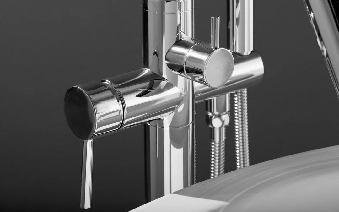 Colonna-135 Floor Mounted Tub Filler – Chrome